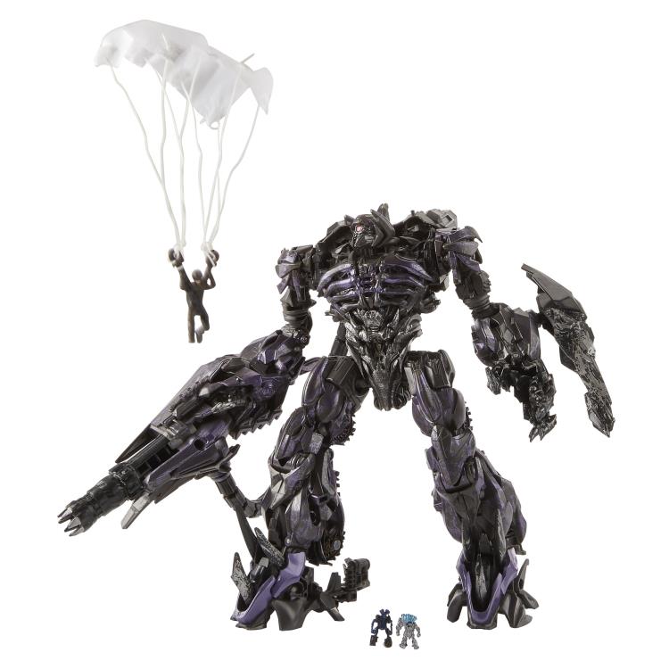 Load image into Gallery viewer, Transformers Generations Studio Series - Leader Shockwave
