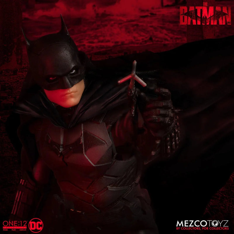 Load image into Gallery viewer, Mezco Toyz - One:12 The Batman
