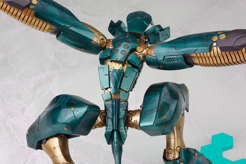Load image into Gallery viewer, Kotobukiya - Metal Gear Solid 4: Guns of the Patriot - Metal Gear Ray Model Kit 1/100
