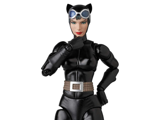 MAFEX Batman Hush: No. 123 Catwoman