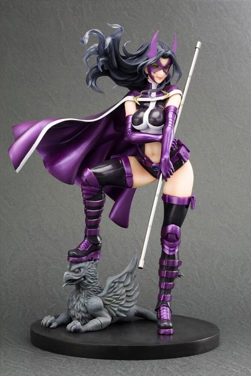 Load image into Gallery viewer, Kotobukiya - DC Comics Bishoujo Statue: Huntress (2nd Edition)
