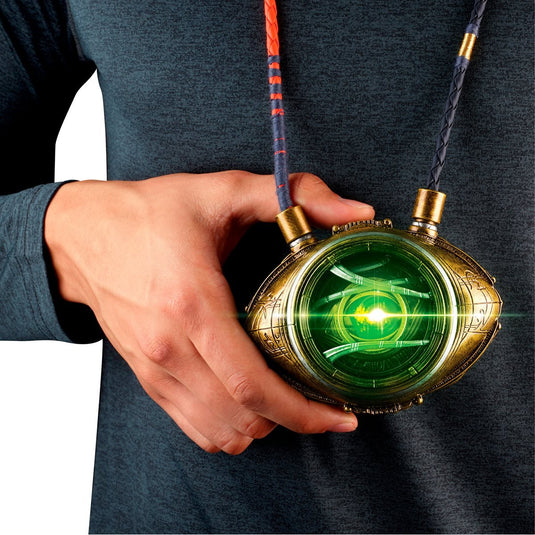 Marvel Legends - 1/1 Scale  Infinity Saga - Doctor Strange Eye of Agamotto Prop Replica