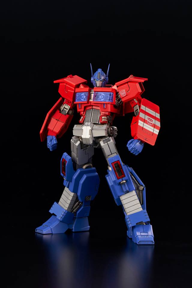 Load image into Gallery viewer, Flame Toys - Furai Model 03: Optimus Prime IDW Version
