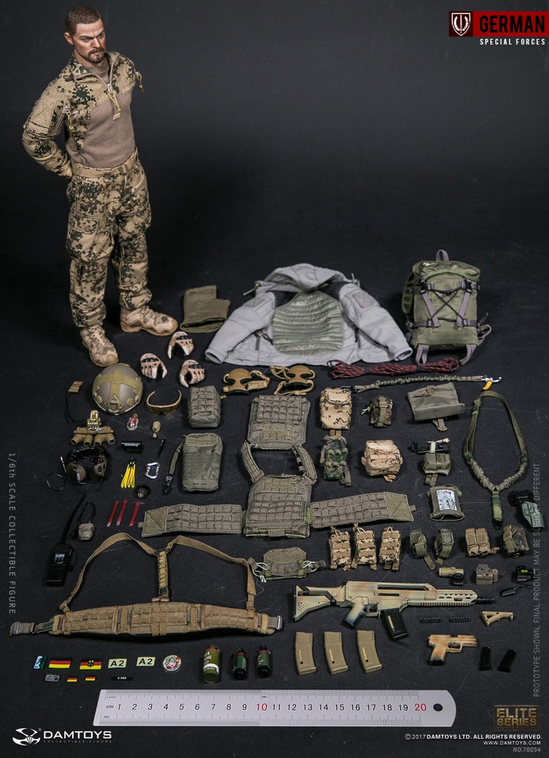 Load image into Gallery viewer, Dam Toys - KSK Kommando Spezialkr‚àö¬ßfte - Leader
