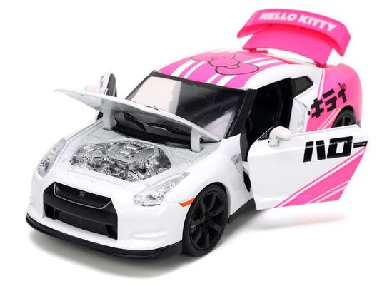 Jada Toys - Hello Kitty and Friends Tokyo Speed: Die-Cast Hello Kitty and 2009 Nissan GTR 1/24 Scale