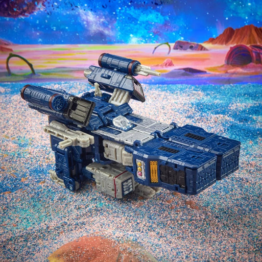 Transformers Generations - Legacy Series: Voyager Soundwave