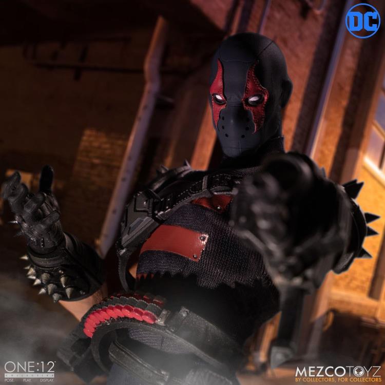 Load image into Gallery viewer, Mezco Toyz - One:12 DC Comics KGBeast
