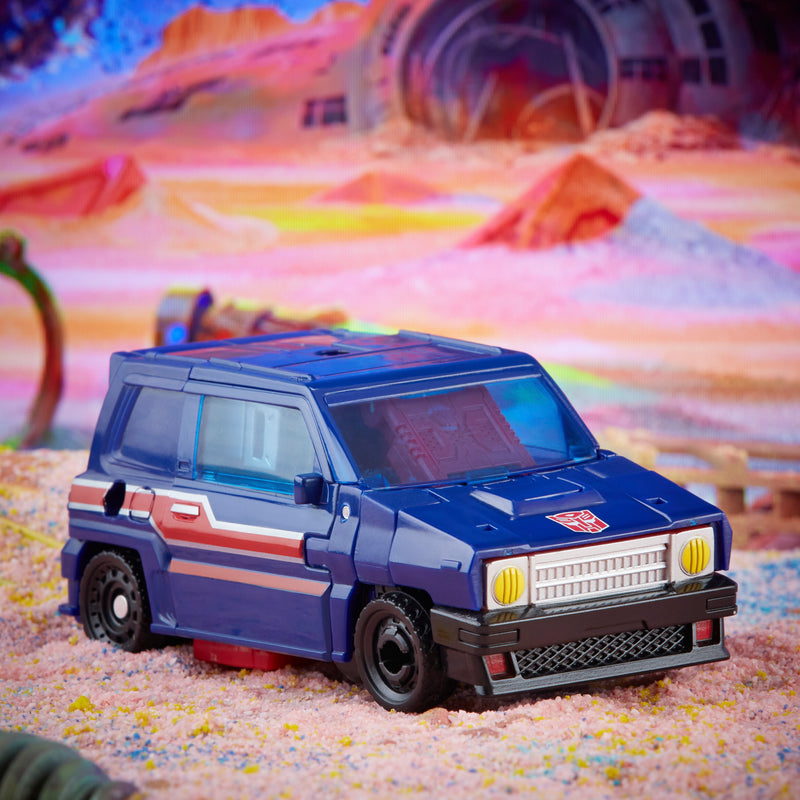 Load image into Gallery viewer, Transformers Generations - Legacy Series: Deluxe Autobot Skids
