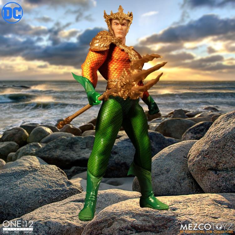 Load image into Gallery viewer, Mezco Toyz - One:12 DC Comics Aquaman Action Figure
