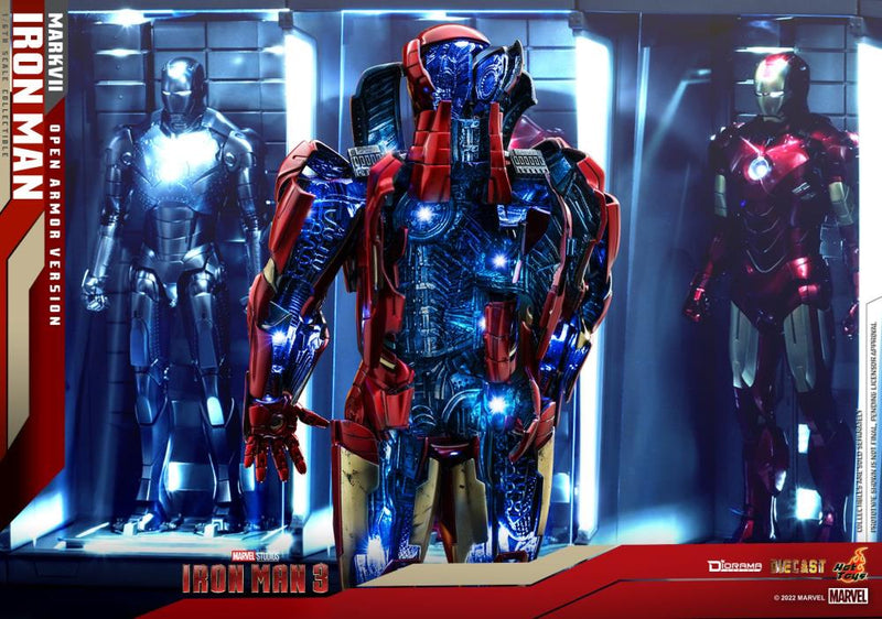 Load image into Gallery viewer, Hot Toys - Iron Man 3: Iron Man Mark VII (Open Armor Version)
