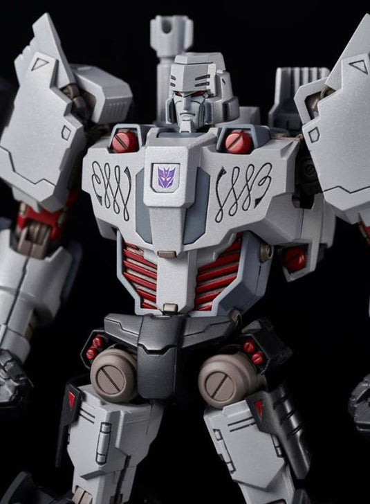 Flame Toys - Furai Model 14: Megatron IDW Decepticon Version Model Kit