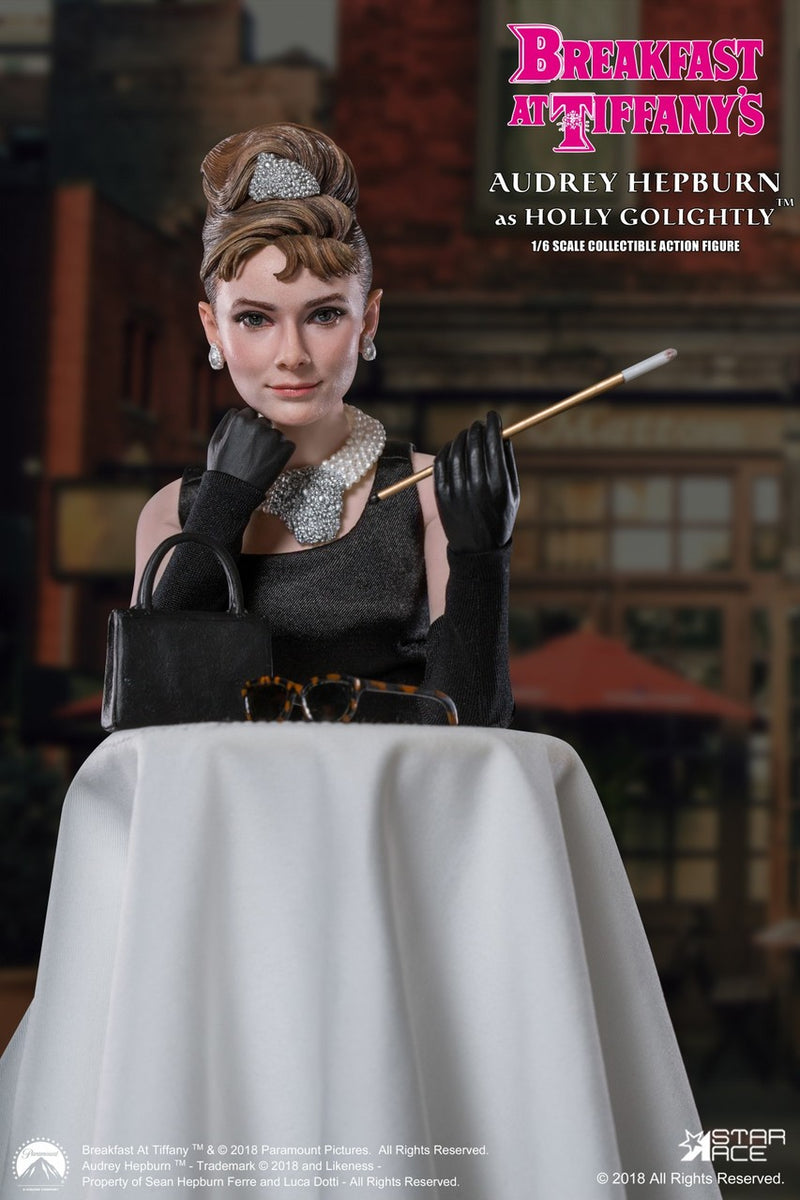 Load image into Gallery viewer, Star Ace - Audrey Hepburn as Holly Golightly Deluxe Version
