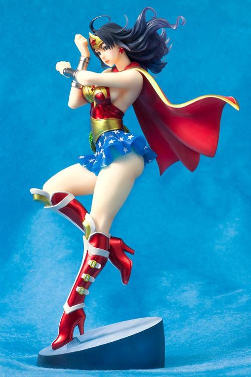 Kotobukiya - DC Comics Bishoujo Statue: Armored Wonder Woman