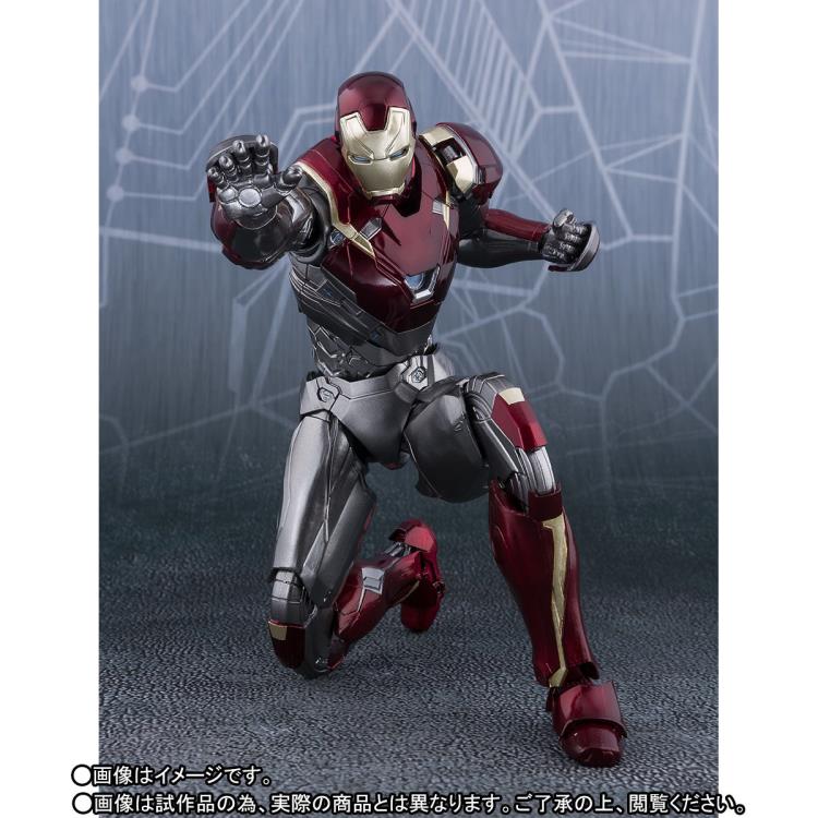 Load image into Gallery viewer, Bandai - S.H.Figuarts - Spider-Man Homecoming - Spider-Man Homemade Suit Version &amp; Iron Man Mark XLVII (Tamashii Web Exclusive)
