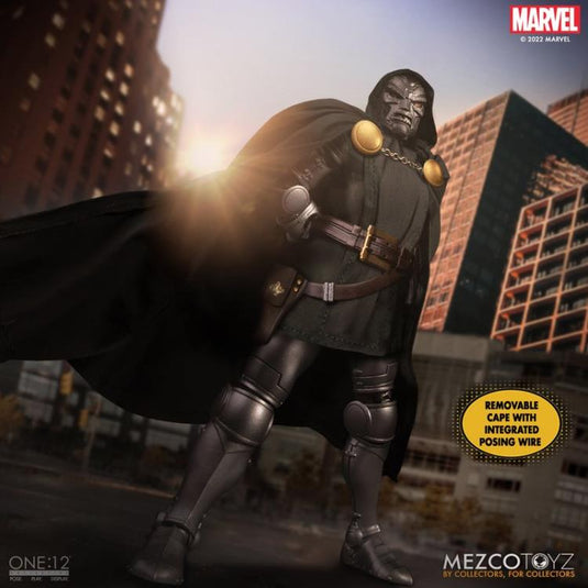 Mezco Toyz - One:12 Doctor Doom