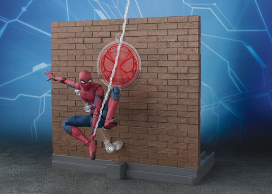 Bandai - S.H.Figuarts - Spider-Man Homecoming - Spider-Man Homecoming and Tamashii Option Act Wall