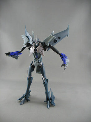 AM-07 Voyager Starscream with Micron Arms