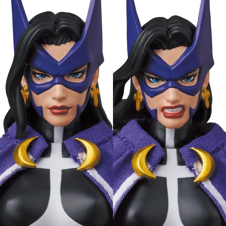 Load image into Gallery viewer, MAFEX - Batman Hush: No. 170 Huntress
