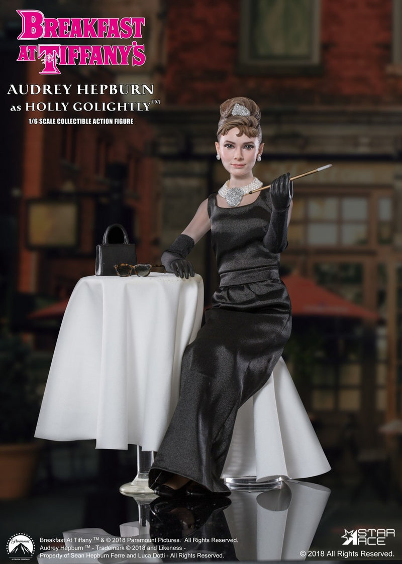 Load image into Gallery viewer, Star Ace - Audrey Hepburn as Holly Golightly Deluxe Version
