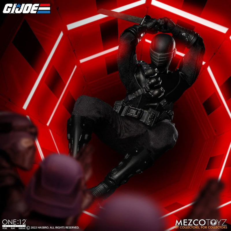 Load image into Gallery viewer, Mezco Toyz - One:12 G.I. Joe: Deluxe Snake Eyes
