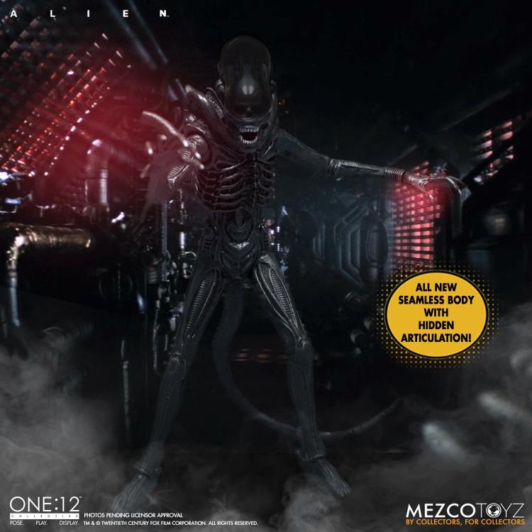 Load image into Gallery viewer, Mezco Toyz - One:12 Alien
