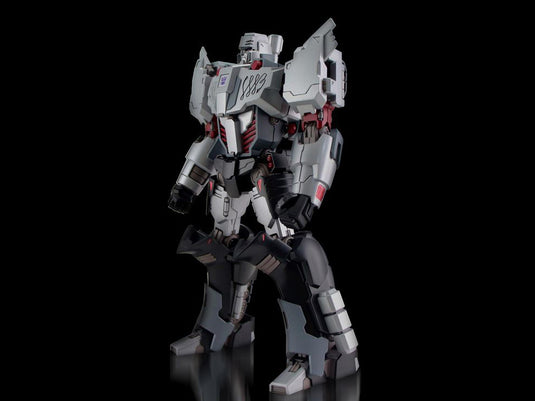 Flame Toys - Furai Model 14: Megatron IDW Decepticon Version Model Kit