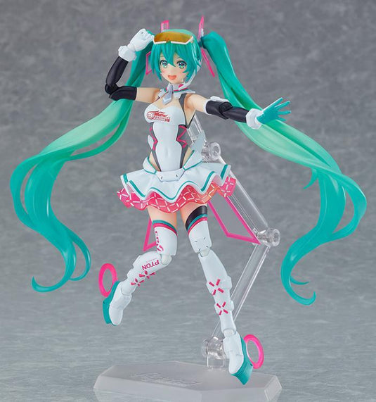 Good Smile Racing - Vocaloid Hatsune Miku GT Project Figma: SP-138 Racing Miku [2021 Version]