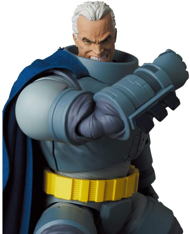 Load image into Gallery viewer, MAFEX Batman The Dark Knight Returns - Armored Batman No.146
