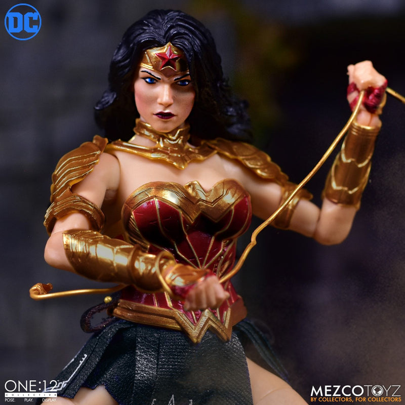 Load image into Gallery viewer, Mezco Toyz - One:12 DC Comics Wonder Woman
