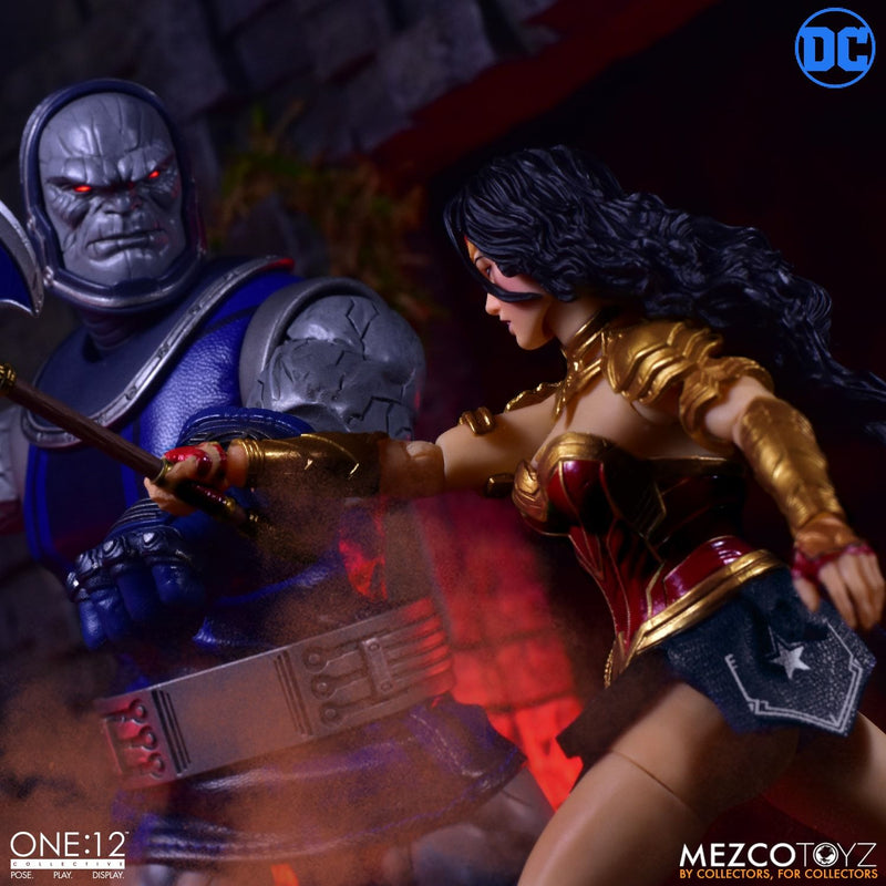 Load image into Gallery viewer, Mezco Toyz - One:12 DC Comics Wonder Woman
