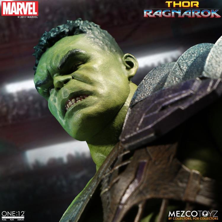 Load image into Gallery viewer, Mezco Toyz - One:12 Thor Ragnarok Gladiator Hulk Action Figure
