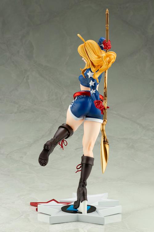 Load image into Gallery viewer, Kotobukiya - DC Comics Bishoujo Statue: Stargirl
