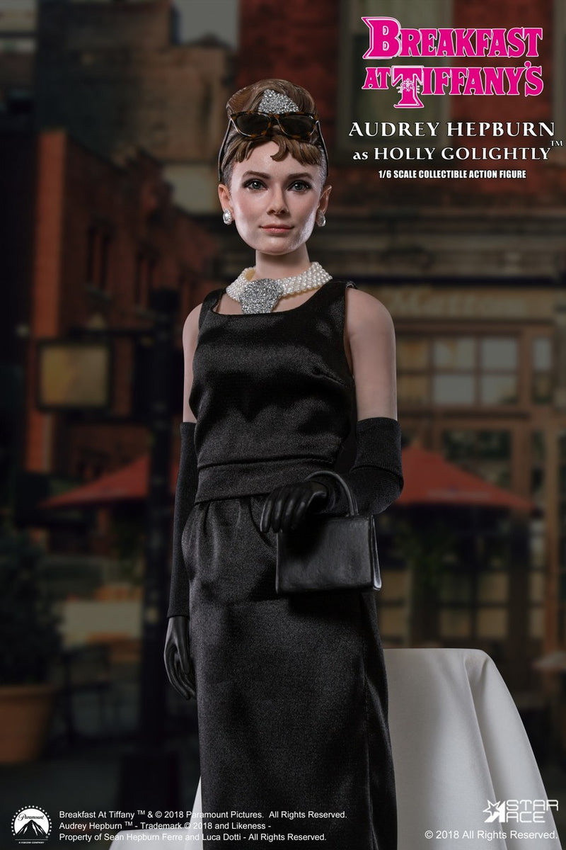 Load image into Gallery viewer, Star Ace - Audrey Hepburn as Holly Golightly Deluxe Version
