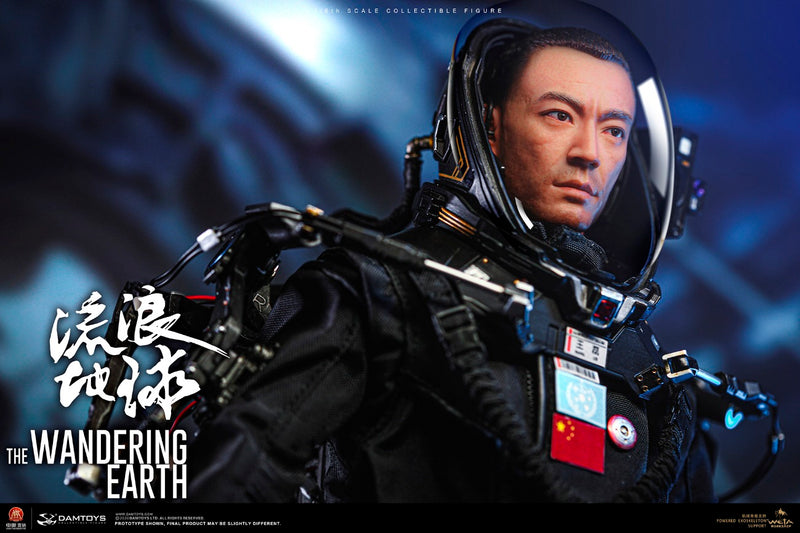 Load image into Gallery viewer, DAM Toys - The Wandering Earth CN171-11 Rescue Unit Captain Wang Lei
