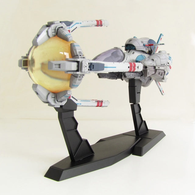 Load image into Gallery viewer, Plum - R-Type: 1/100 R-9A [Arrow Head] Model Kit

