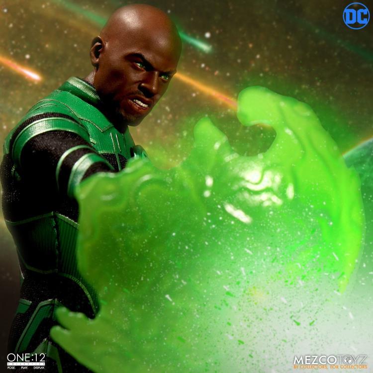 Load image into Gallery viewer, Mezco Toyz - One:12 Green Lantern (John Stewart)
