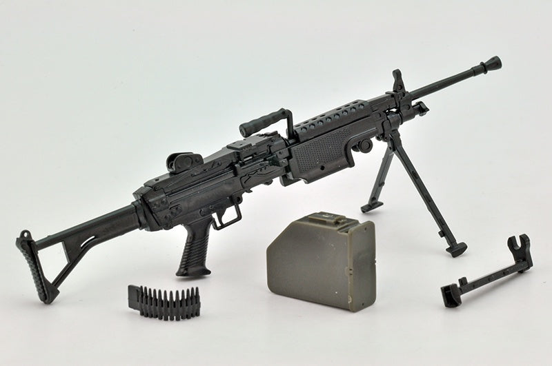 Load image into Gallery viewer, Little Armory LA046 5.56mm Machine Gun - 1/12 Scale Plastic Model Kit
