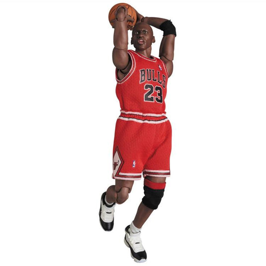 MAFEX NBA Michael Jordan No.100