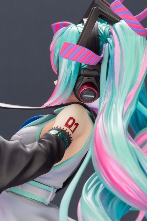 Load image into Gallery viewer, Kotobukiya - Vocaloid Bishoujo Statue: Remix Hatsune Miku
