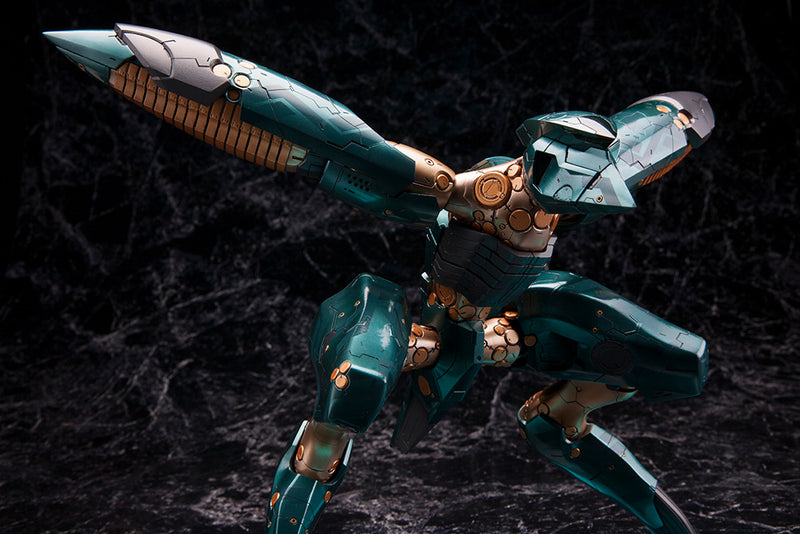 Load image into Gallery viewer, Kotobukiya - Metal Gear Solid 4: Guns of the Patriot - Metal Gear Ray Model Kit 1/100
