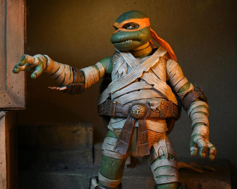 Load image into Gallery viewer, NECA - Universal Monster x Teenage Mutant Ninja Turtles: Michelangelo as Mummy
