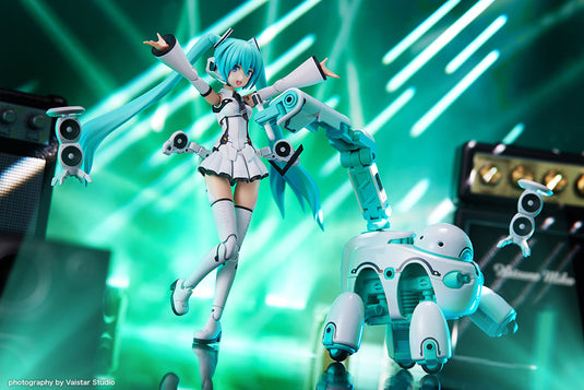 Frame Arms Girl X Hatsune Miku X MARUTTOYS: Hatsune Miku (MARUTTOYS Ver.) and Tamotu (Miku Ver.)