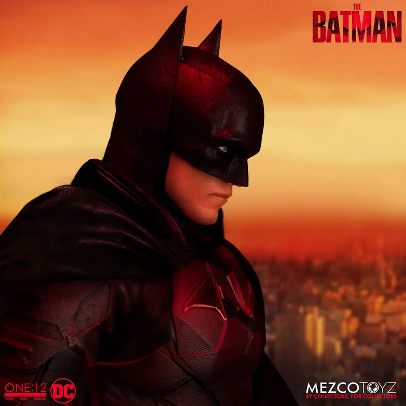 Load image into Gallery viewer, Mezco Toyz - One:12 The Batman
