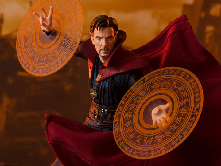 Load image into Gallery viewer, Bandai - S.H.Figuarts - Doctor Strange - Avengers Infinity War Battle on Titan Edition
