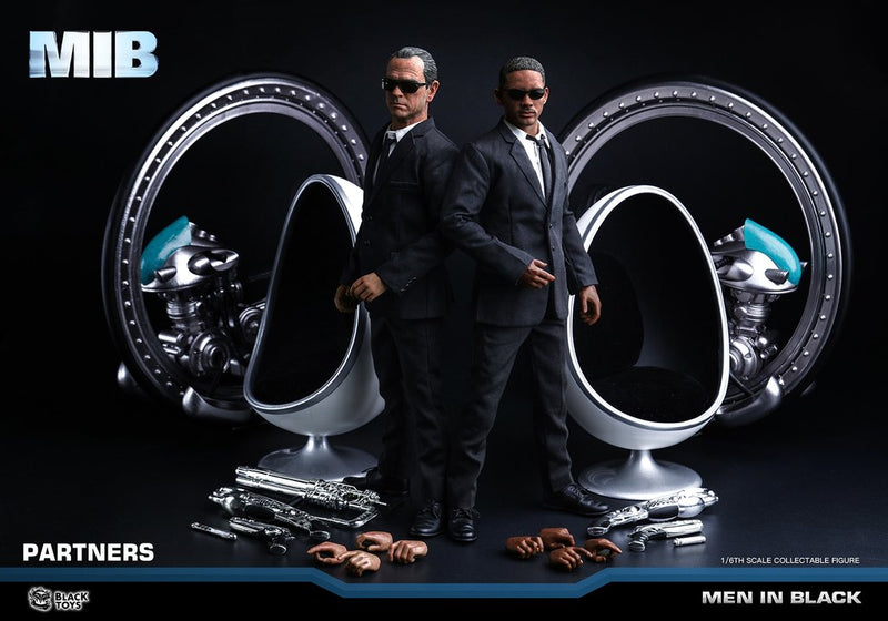 Load image into Gallery viewer, Black Toys - Agent K and Agent J
