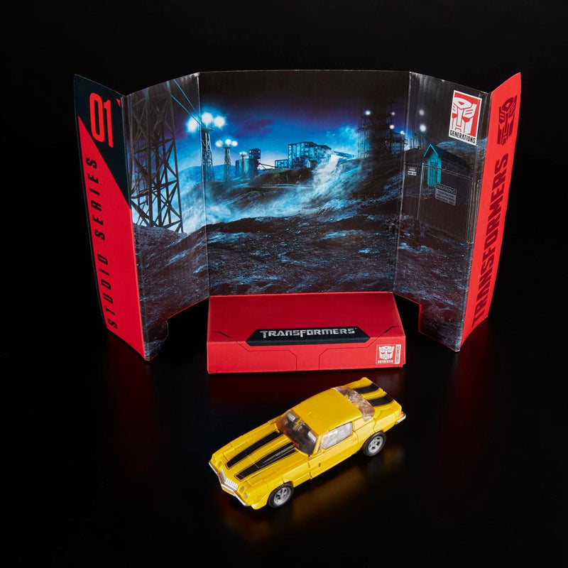 Load image into Gallery viewer, Transformers Generations Studio Series - Deluxe Bumblebee
