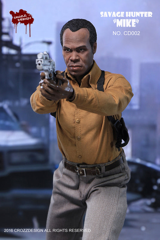 Crozz Design - Savage Hunter "Mike" Limited Figure