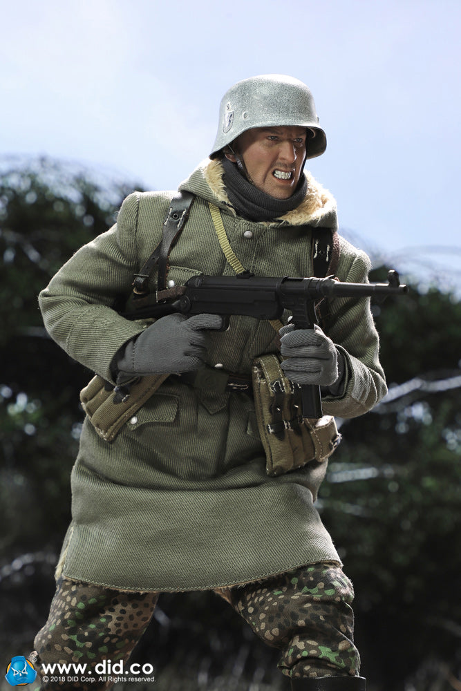 Load image into Gallery viewer, DID -  SS-Panzer-Division Das Reich MG42 Gunner B - Egon
