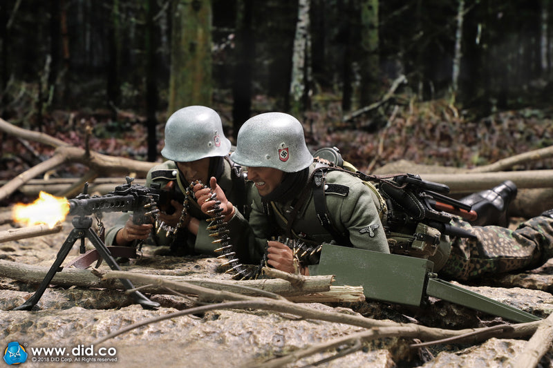 Load image into Gallery viewer, DID -  SS-Panzer-Division Das Reich MG42 Gunner B - Egon
