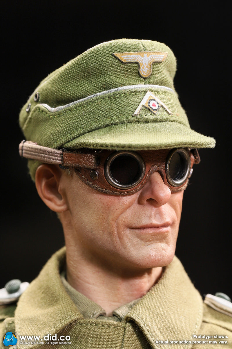 Load image into Gallery viewer, DID - WWII German Afrika Korps Infantry Captain - Wilhelm
